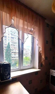 Продам 1 комнатную квартиру на Троещине