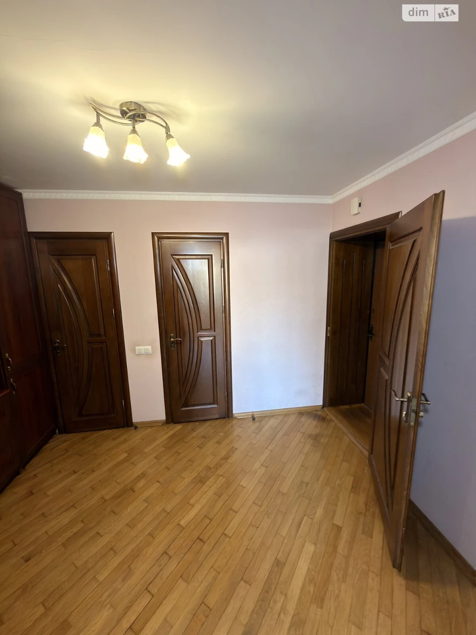 Продаж Квартира Бам