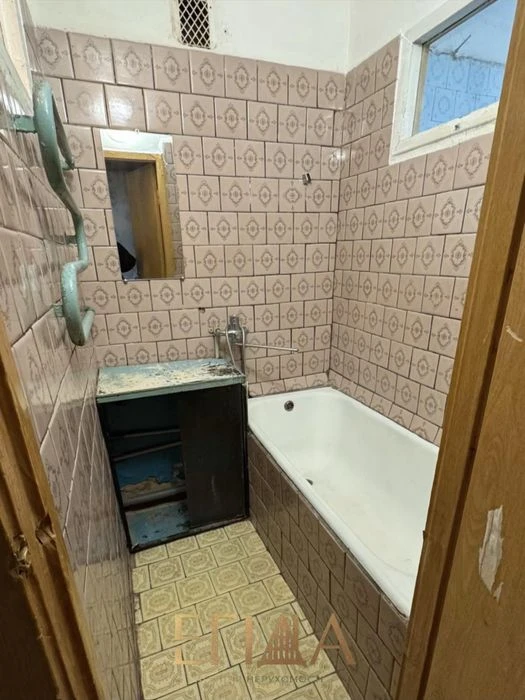 Продаж 2-км. квартири р-н Новомиколаївка 3/5