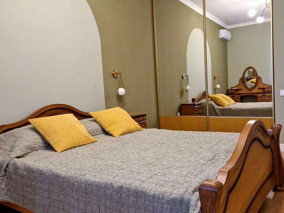 Квартира. Київ, Лесі Українки бульв.