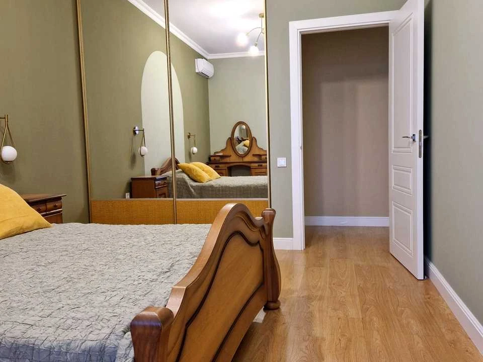 Квартира. Київ, Лесі Українки бульв.