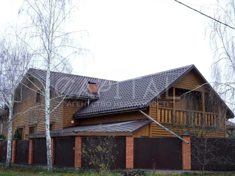 Будинок. Київ, Березнева вул.