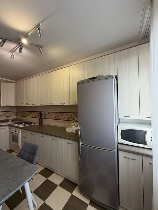 Продаж 3 кімнатної квартири, кімнати окремі