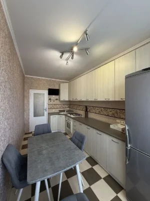 Продаж 3 кімнатної квартири, кімнати окремі