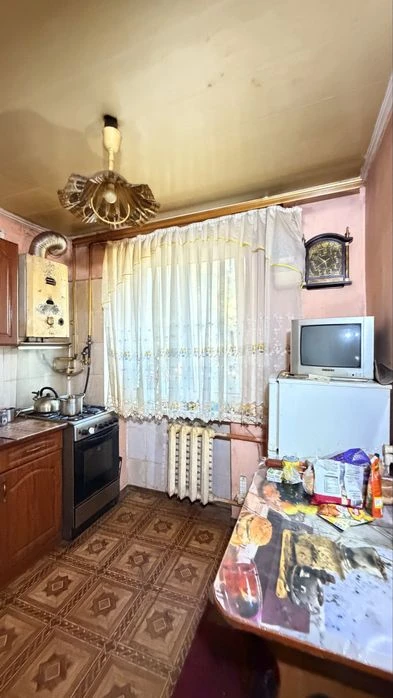 ПРОДАЖ 2-кімнатної квартири вул. Покровська