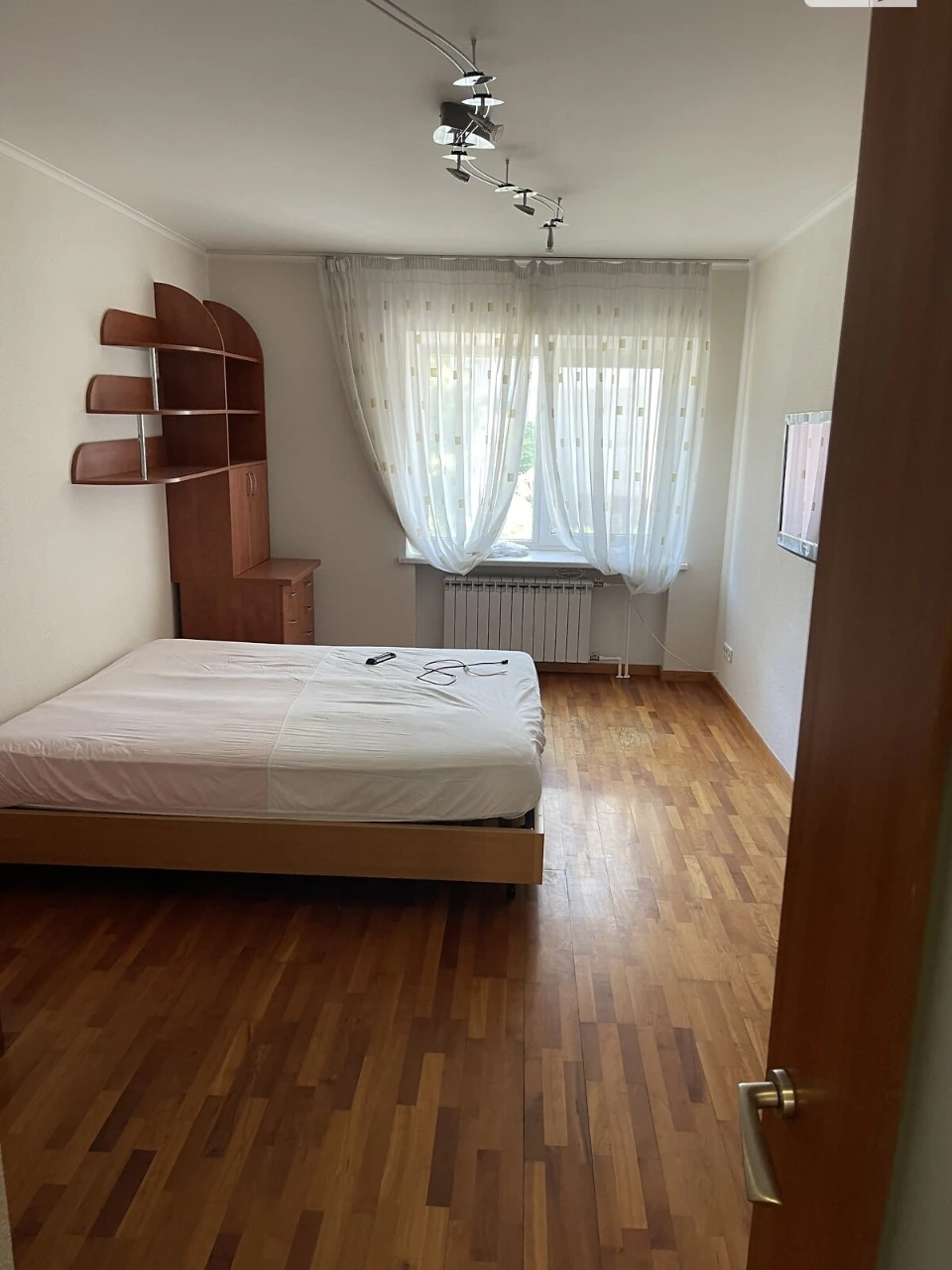 Довгострокова Оренда Квартира Парк Шевченка
