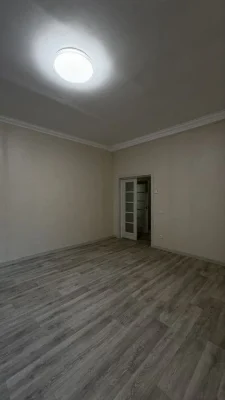 Продаж просторої 2-кімнатної квартири 78,5 м² на Олександрій