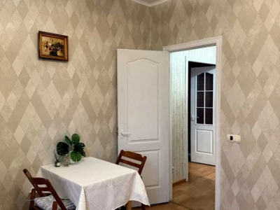 Квартира. Київ, Феодосійський пров.