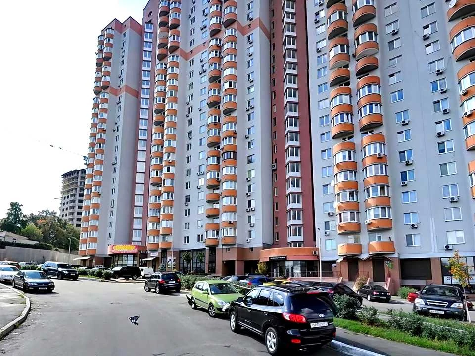 Квартира. Київ, Феодосійський пров.