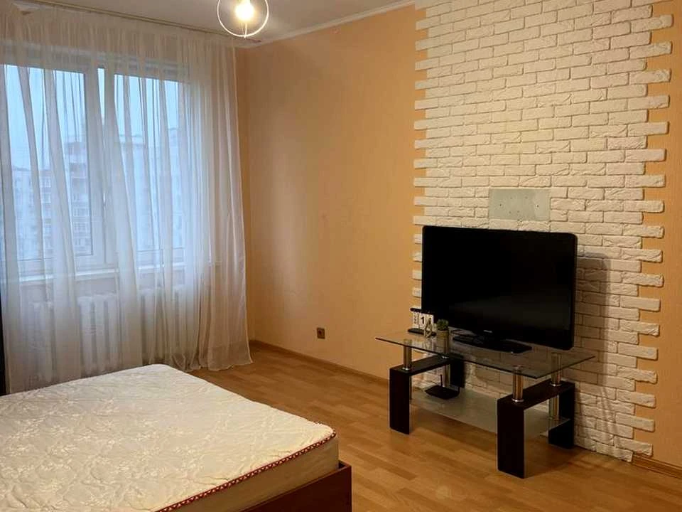 Квартира. Київ, Феодосійський пров.