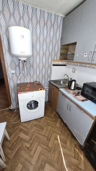 Продажа 1 кімн.квартири без комісії зі зручностями