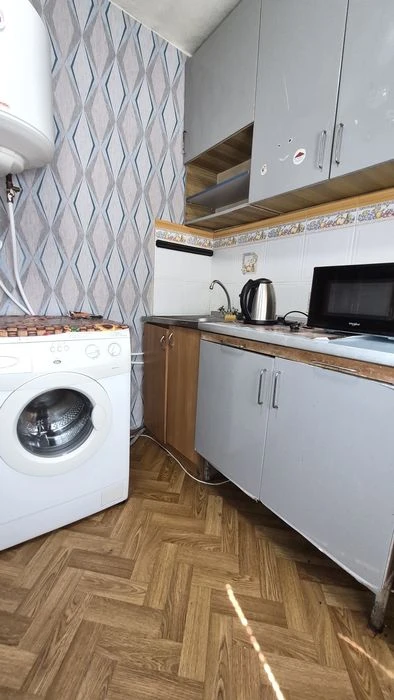 Продажа 1 кімн.квартири без комісії зі зручностями