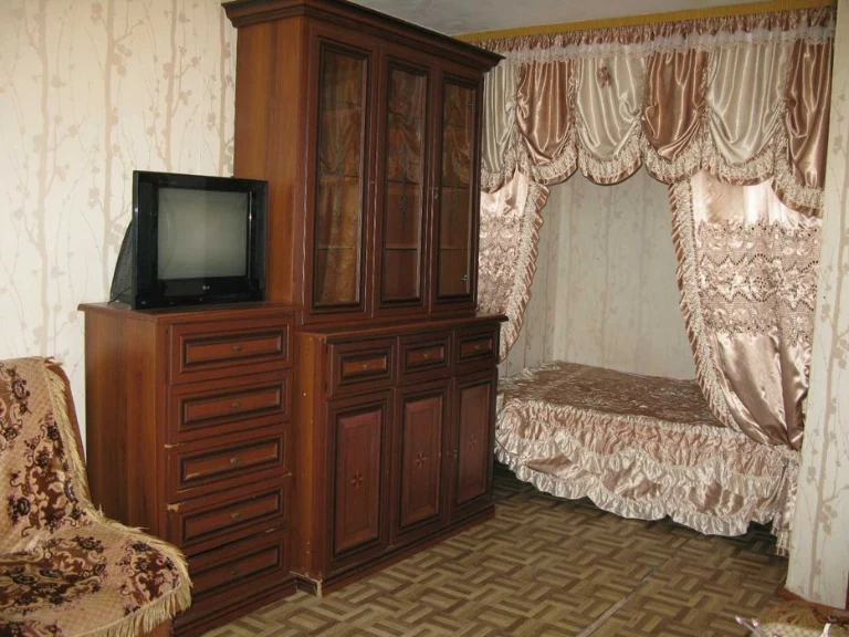 Продается 1-ая квартира, Дарницкий р-н, Новая Дарница, ул. Б
