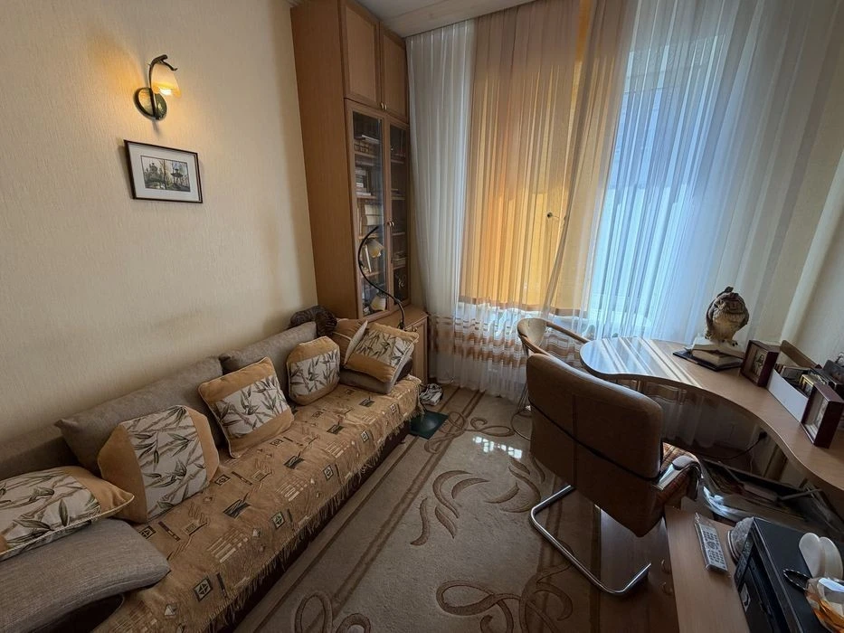 Без коміссіі‼️ сталінка Велика Васильківська 132 трикімнатна