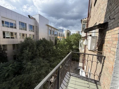 Без коміссіі‼️ сталінка Велика Васильківська 132 трикімнатна