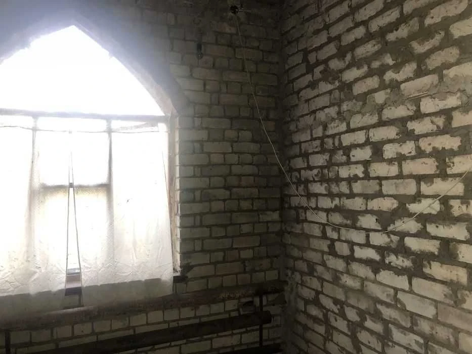 Продаж 2-х пов. газиф. будинку 10 сот землі