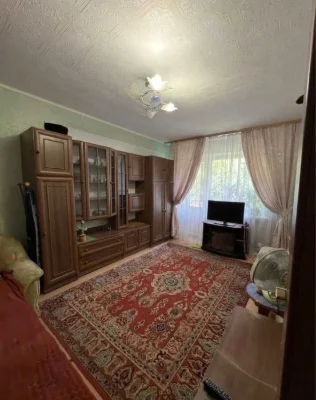 2к.квартира, Половки, окремі кімнати, 5/9, покращене планува