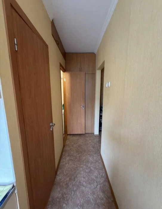 2к.квартира, Половки, окремі кімнати, 5/9, покращене планува