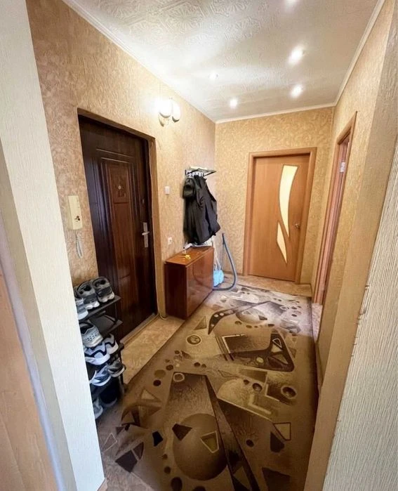 2к.квартира, Половки, окремі кімнати, 5/9, покращене планува