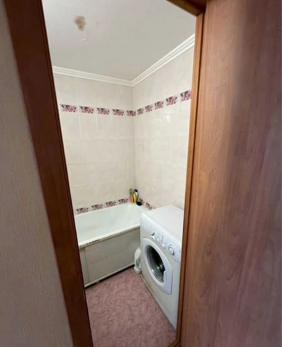 2к.квартира, Половки, окремі кімнати, 5/9, покращене планува