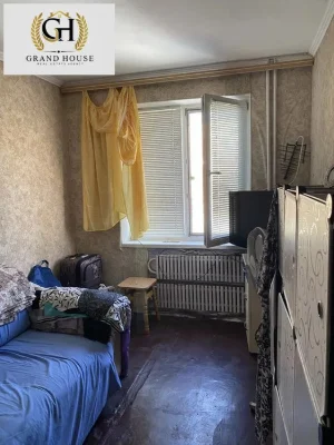 Продам однокімнатну квартиру, 101-й мікрорайон.