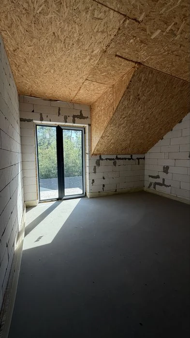 Продаж таунхауса 160 м² з гаражем на Лелеківці