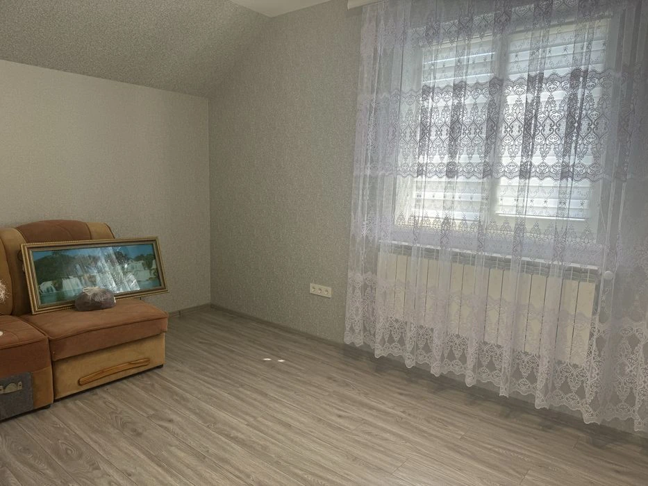 Продам будинок вул. Степового місто Чернівці.