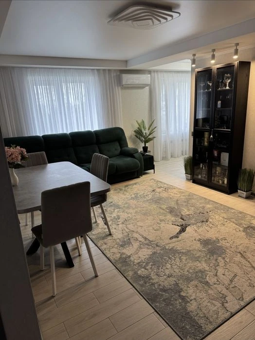 Продам 3х кім квартиру вул Світла Хортицький р-н
