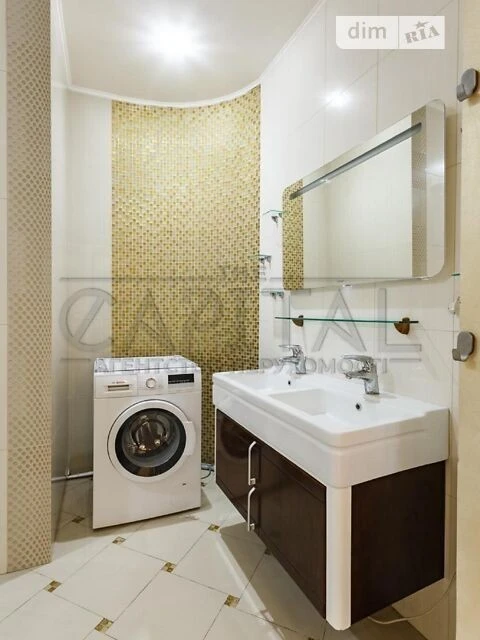 Sale of a 5-room apartment of 175 sq. m. on Oleksandra Konyskyi St. 7