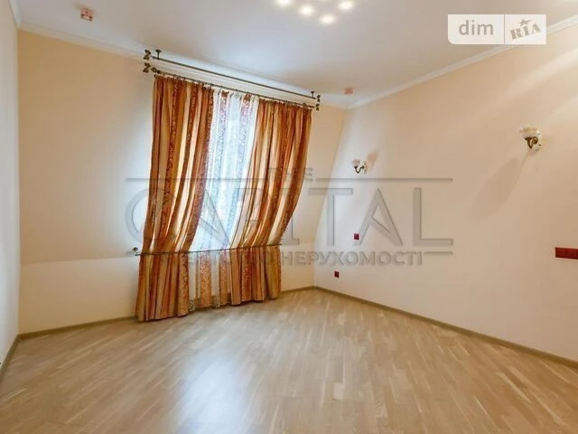 Sale of a 5-room apartment of 175 sq. m. on Oleksandra Konyskyi St. 7