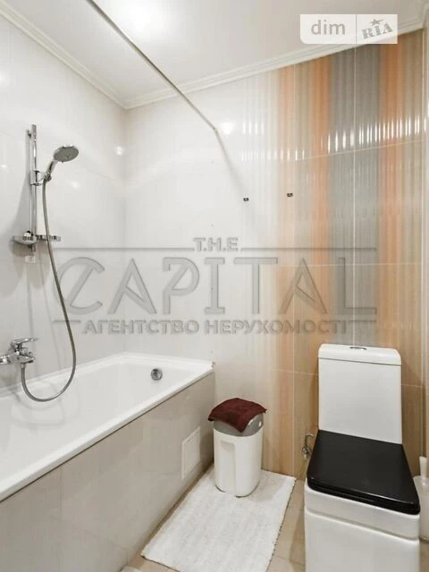 Sale of a 5-room apartment of 175 sq. m. on Oleksandra Konyskyi St. 7
