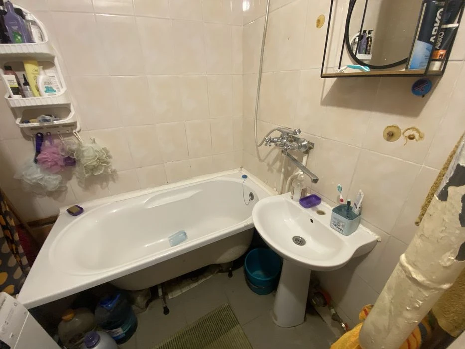 Продам 3кім.кв. в р-н Хімселища