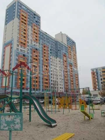 ТОП Оболонь Продам 1к квартиру з ремонтом Богатирська Генера