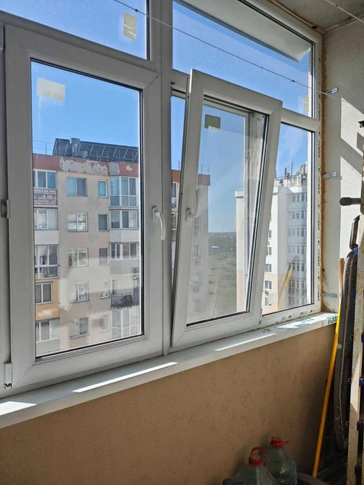 Однокімнатна квартира з ремонтом в Київському районі