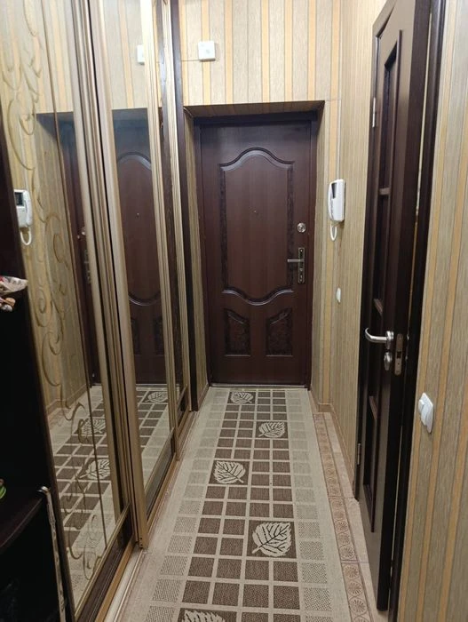 Продаж двокімнатної квартири в Ужгороді