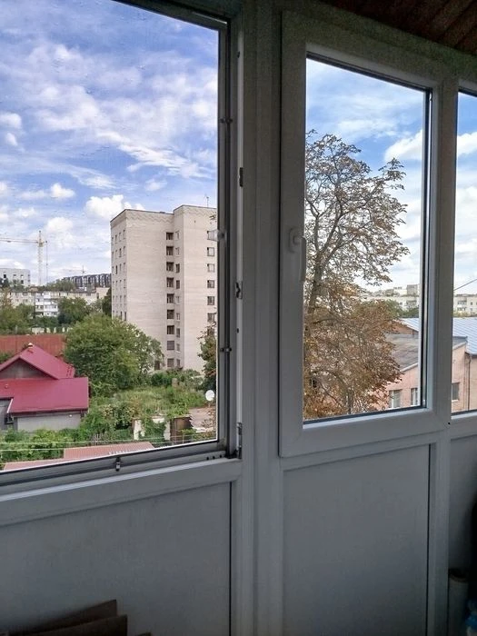 3 кімнатна квартира в цегляному будинку Центр