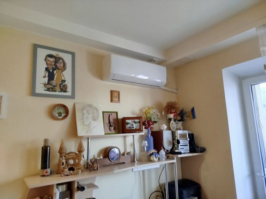 3 кімнатна квартира в цегляному будинку Центр