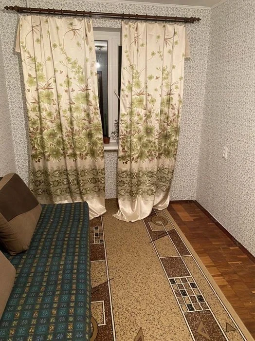 Продам 4к. Квартиру по ул. Черновола.