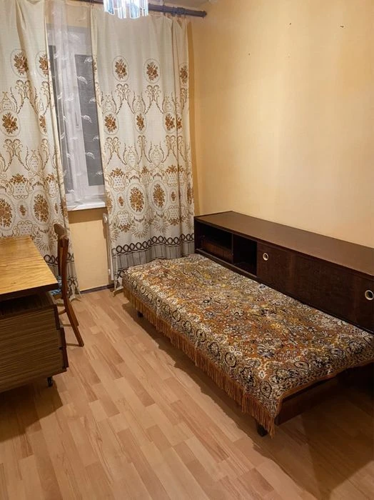 Продам 4к. Квартиру по ул. Черновола.