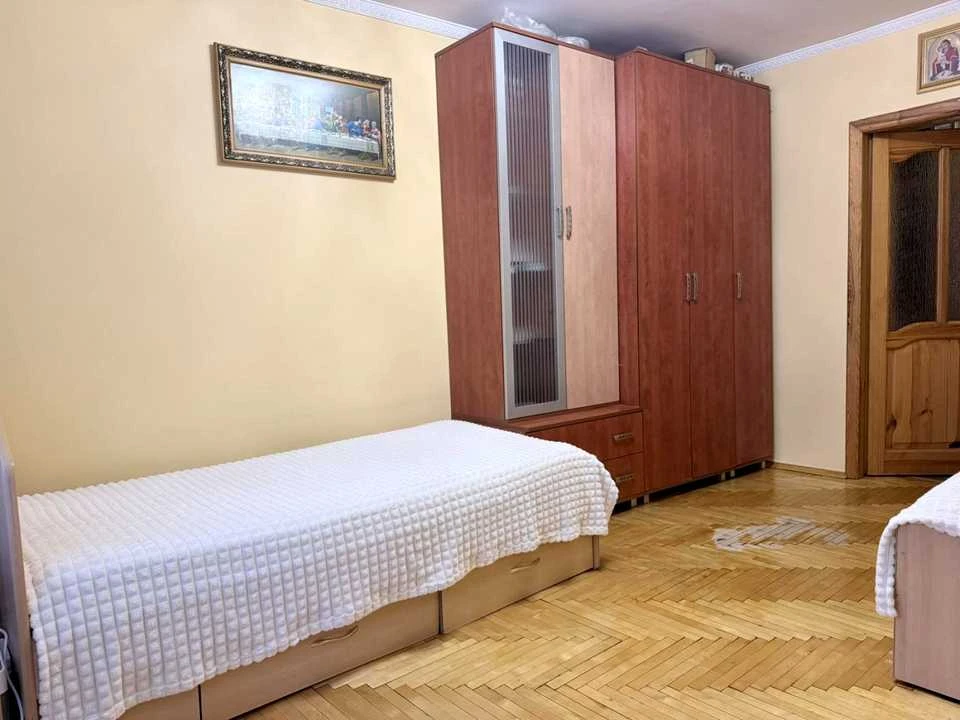 Квартира. Львів, Низинна вул.