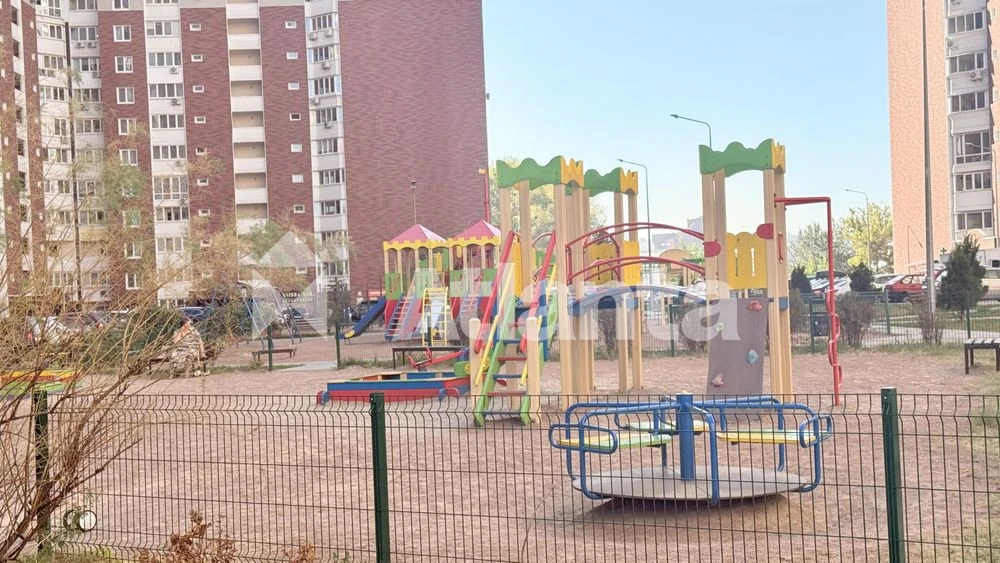 Квартира Оболрнь однокімнатна