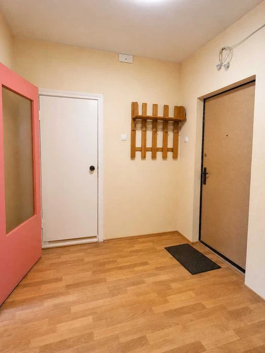 м Шулявська, вулиця Тетянинська, 9, продаж просторої 47м2 кв