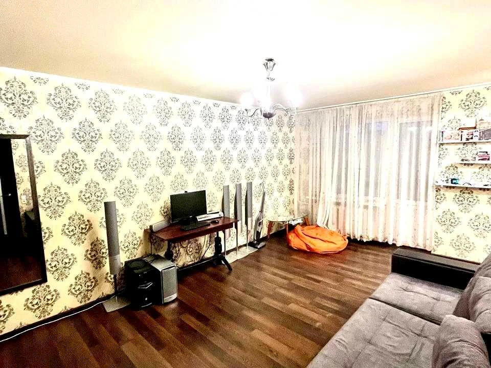 Квартира. Дніпро, Данила Галицького вул. (Будьонного)