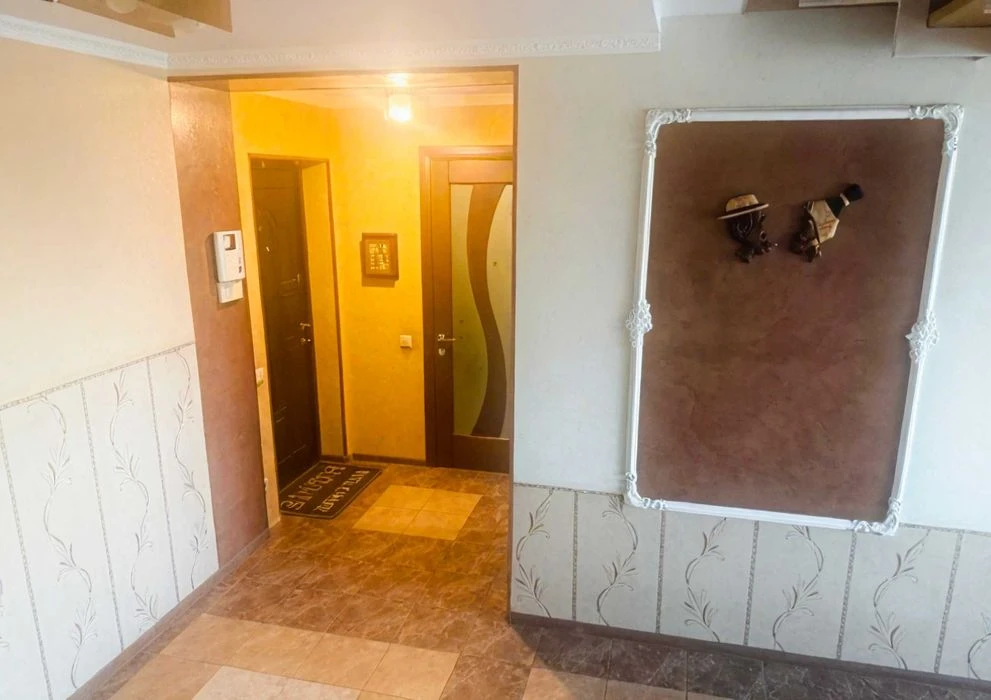 Дворівнева 5-кімнатна квартира 161,5 м² у Черкасах