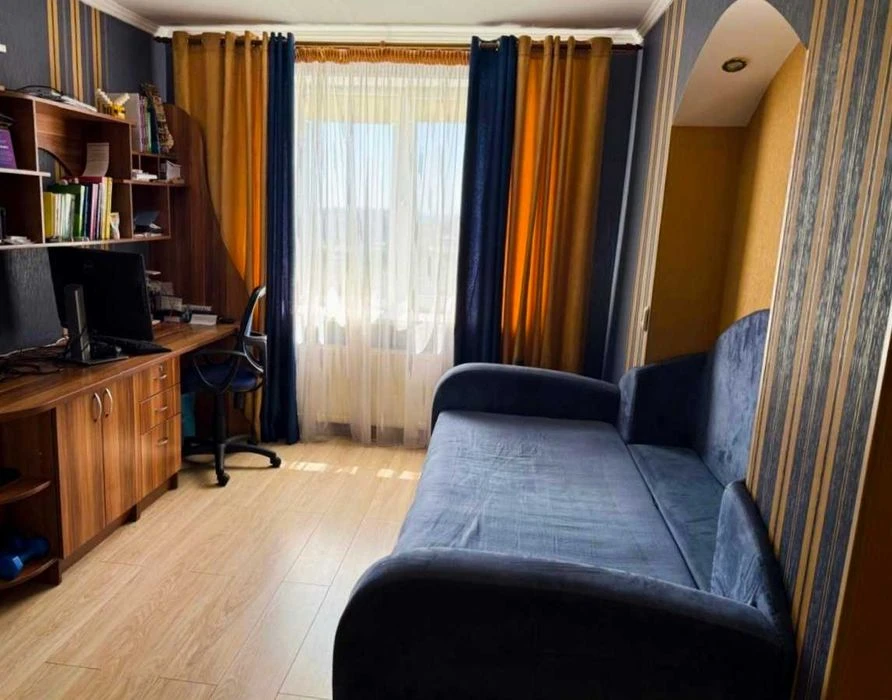 Дворівнева 5-кімнатна квартира 161,5 м² у Черкасах