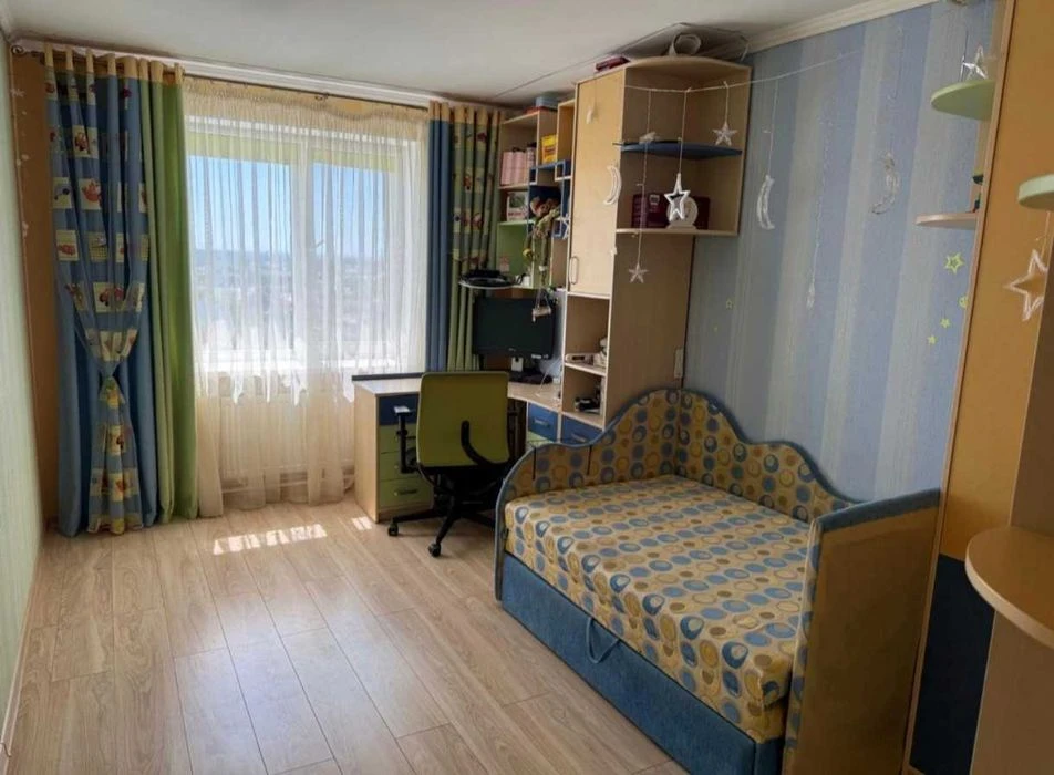 Дворівнева 5-кімнатна квартира 161,5 м² у Черкасах