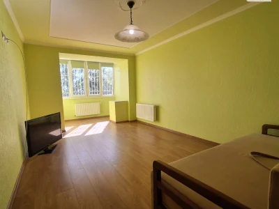 Продаж Квартира Бам