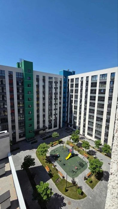 Продаж 2 к.  квартири 45 м2, 5 поверх,  жк BARVY