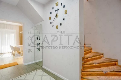 Продаж будинку Осокорки біля метро З ремонтом 199 м2 6 соток