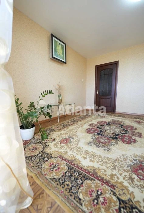 2-кімнатна квартира 52.1 м² з газом у гарному стані  Київськ